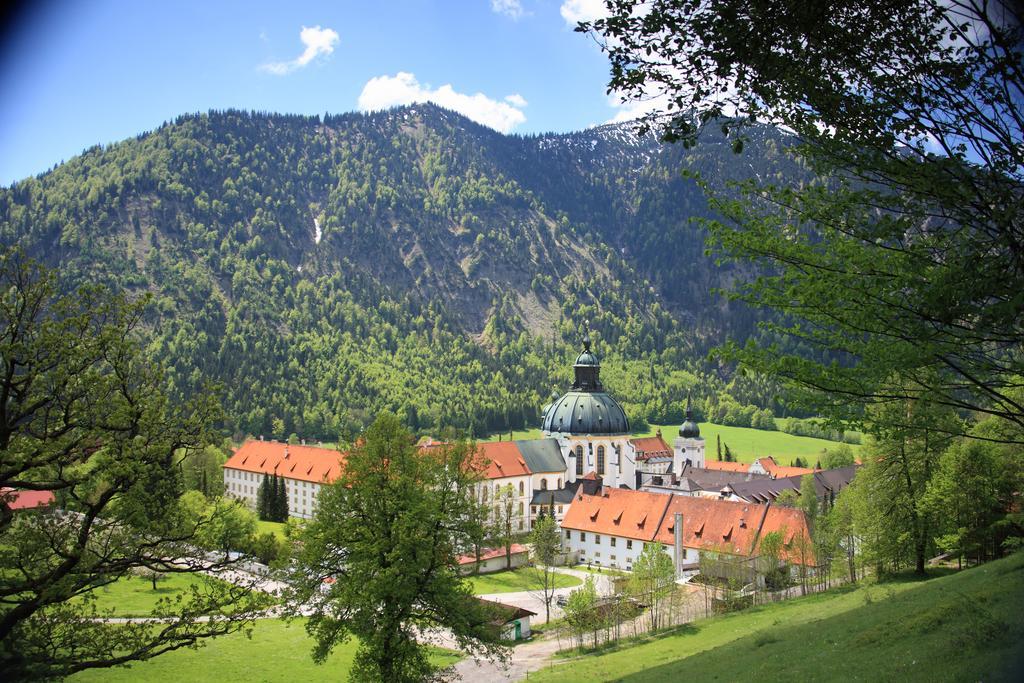 Hotel Klosterhotel Ludwig Der Bayer Ettal Exterior photo